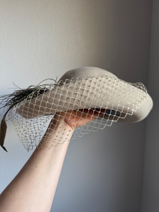 Vintage Mr. John Beige Brown Wool Felt Feather Veiled Hat Fascinator main image 4